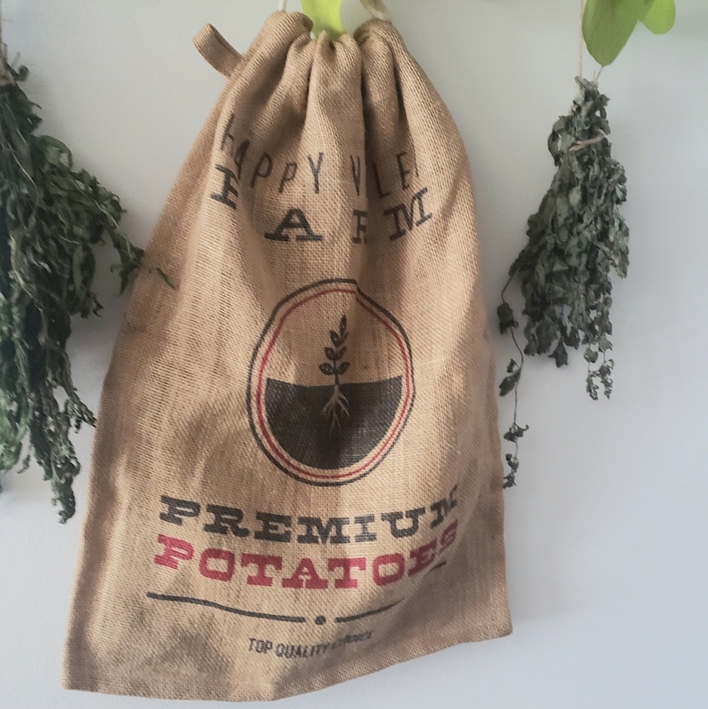Potatoes storage bag
